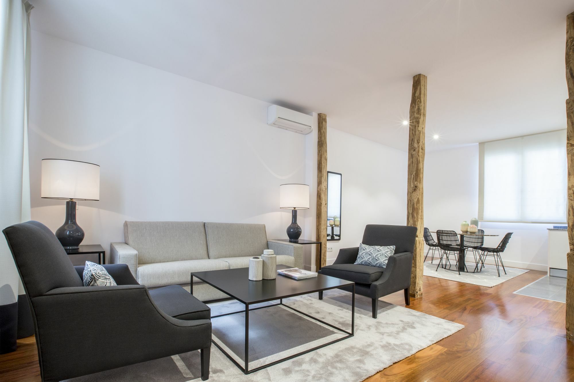 Slow Suites Augusto Madrid Eksteriør bilde