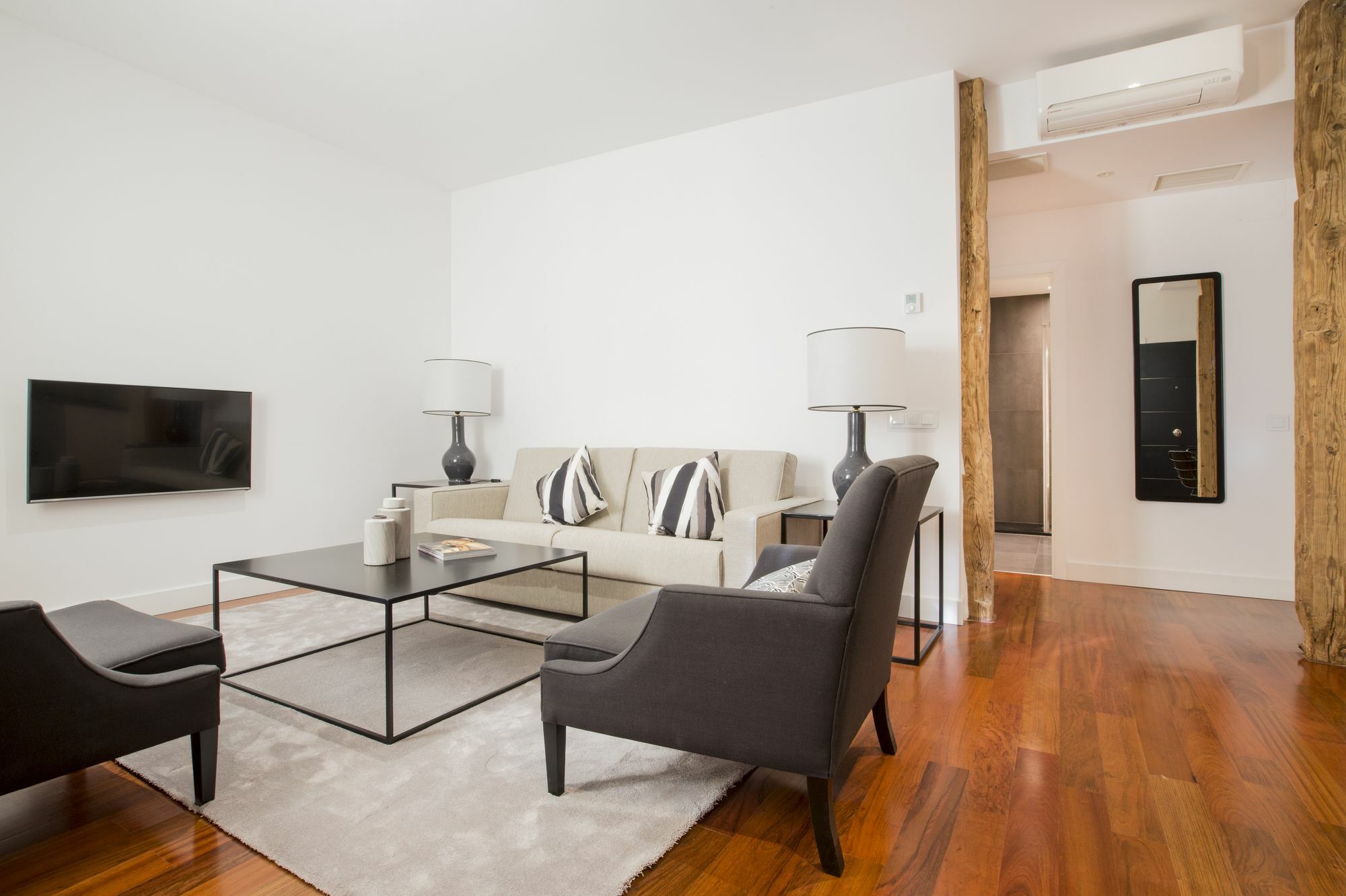Slow Suites Augusto Madrid Eksteriør bilde