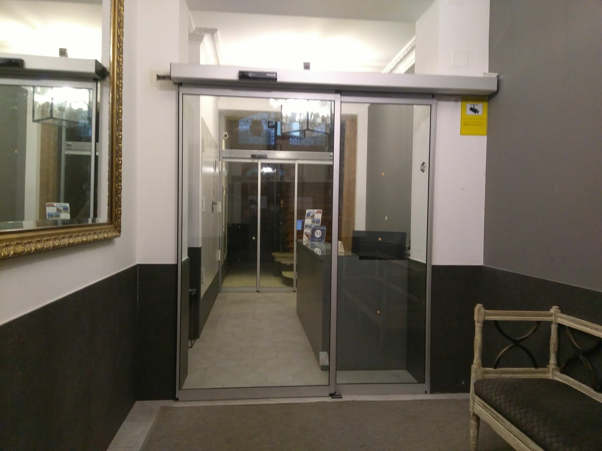 Slow Suites Augusto Madrid Eksteriør bilde