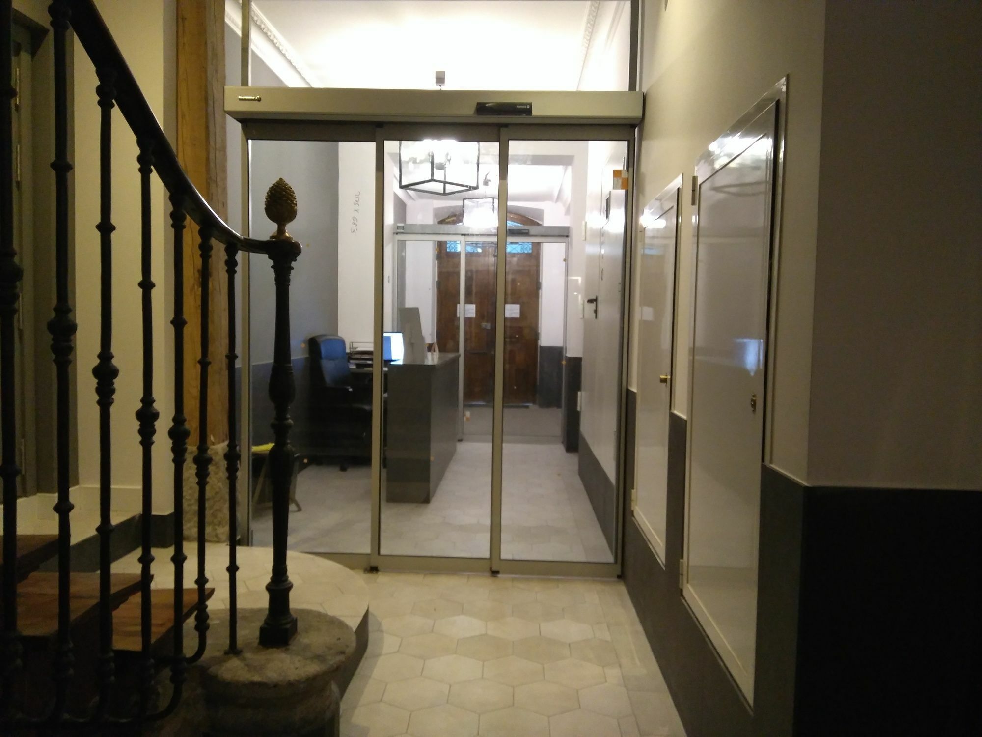 Slow Suites Augusto Madrid Eksteriør bilde